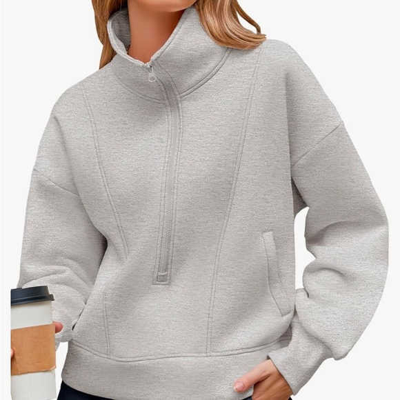 Amazon grey sweatshirt - Picture 3 of 4